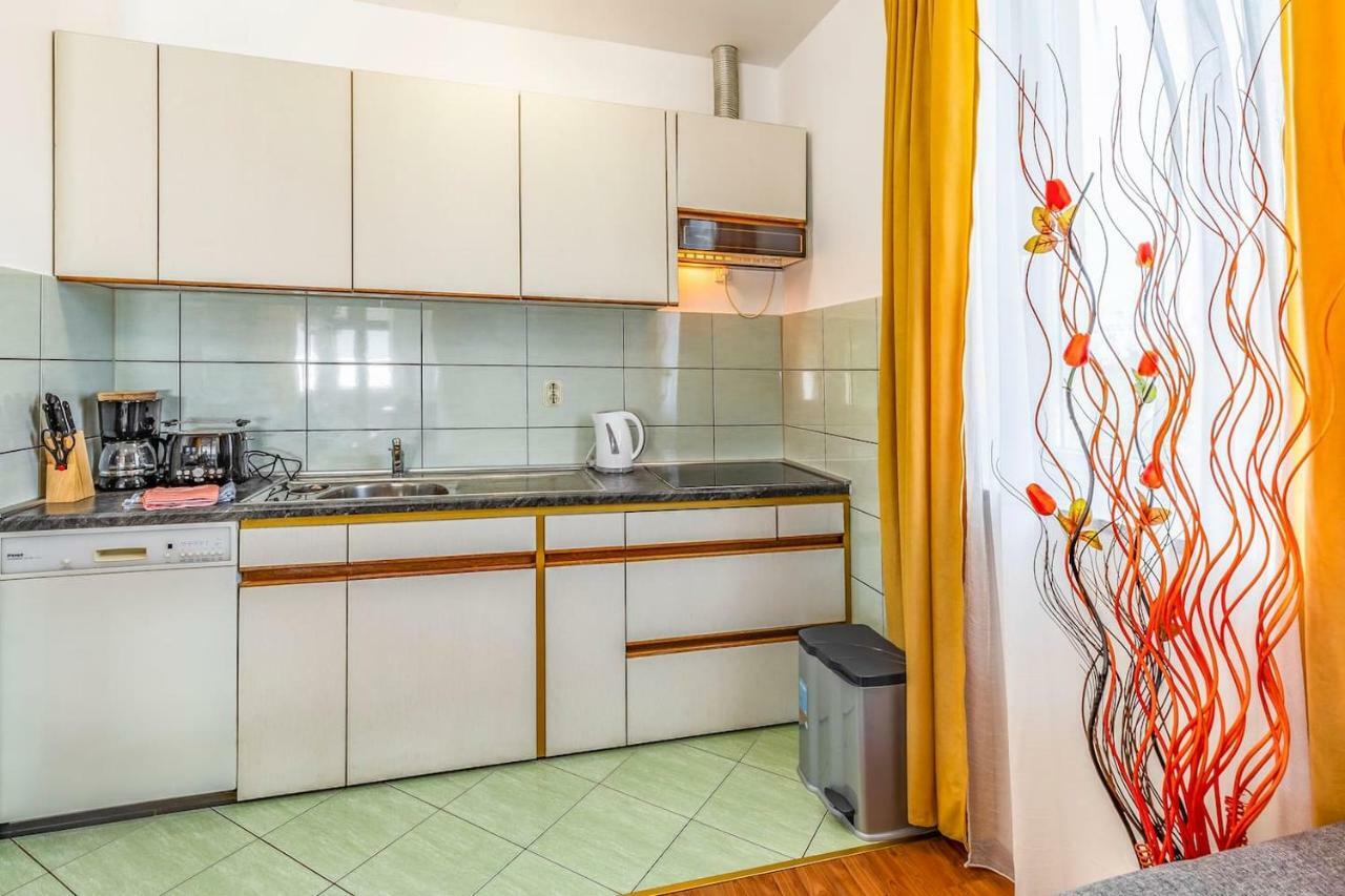 All Seasons Apartment 普拉 外观 照片